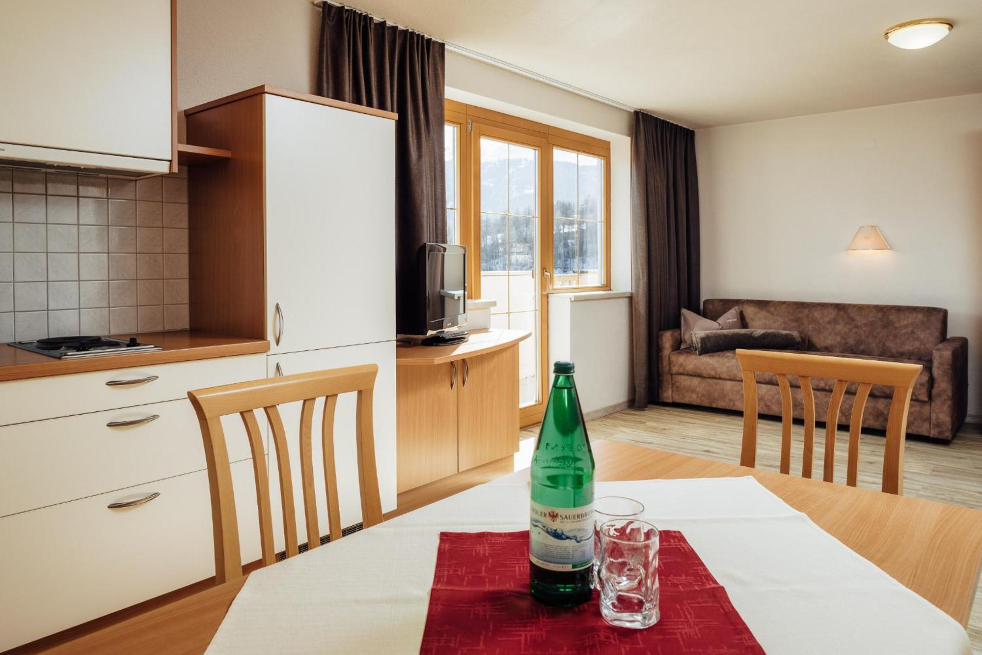 Bergkristall Ladis Exteriör bild